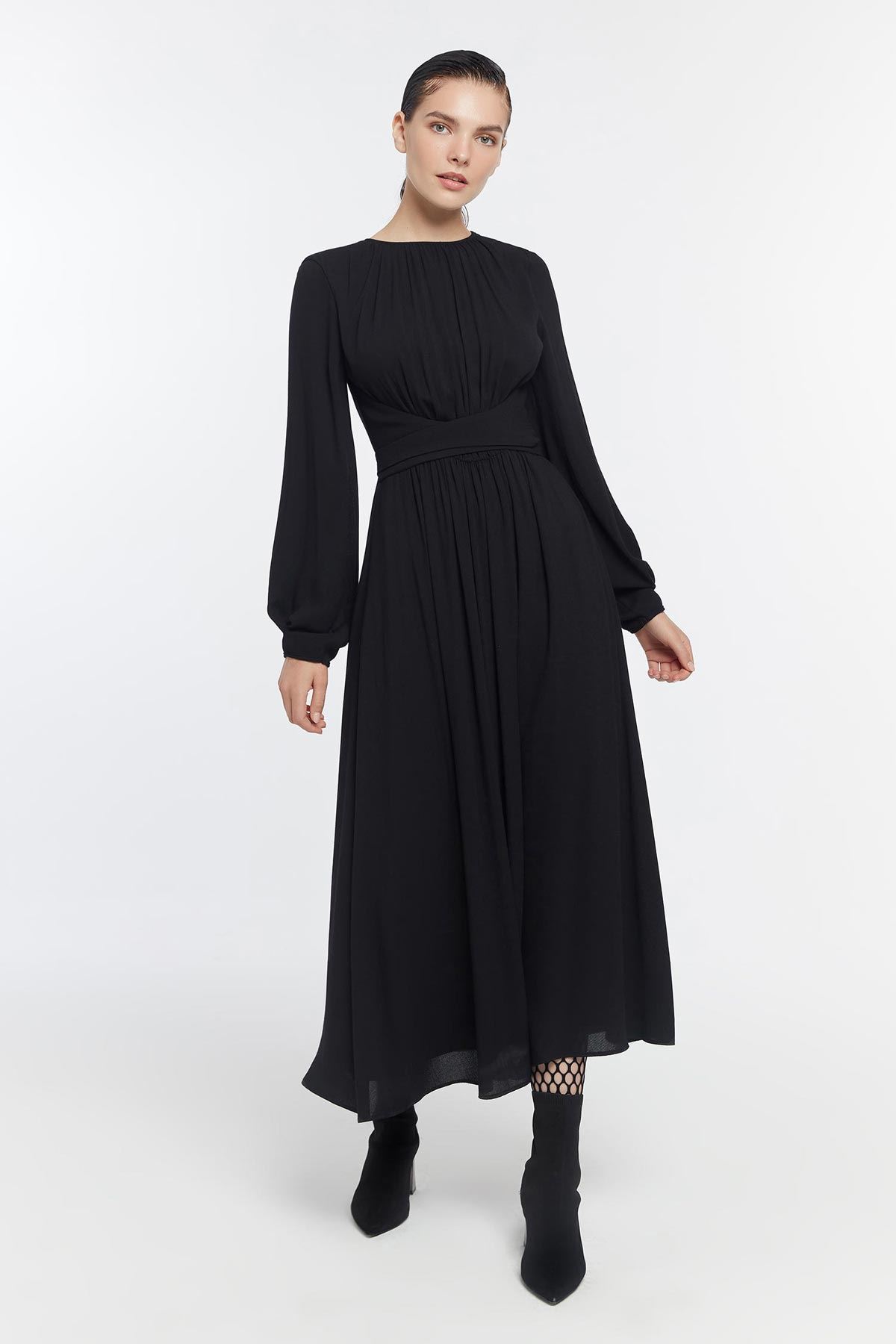 Çapraz bağlamalı büzgülü elbise Siyah