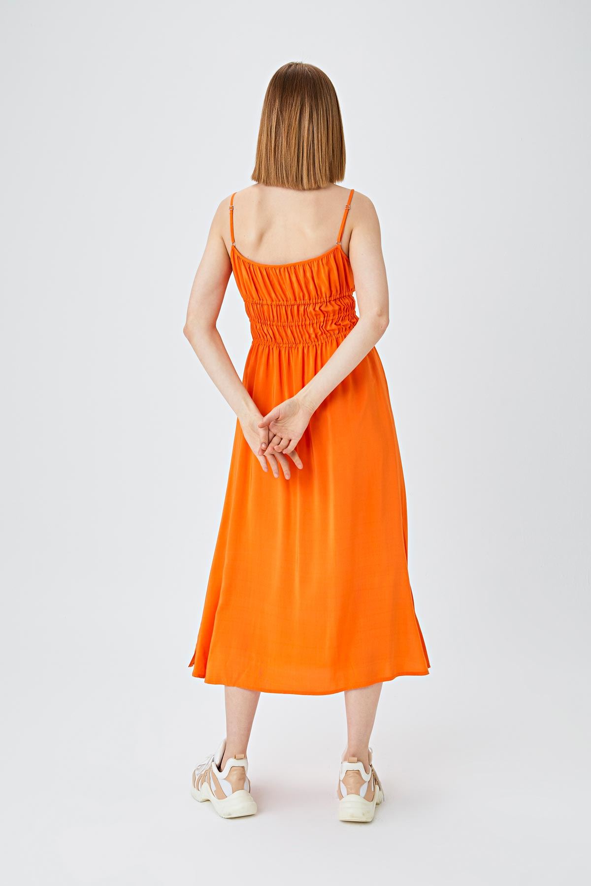Bel büzgülü elbise Oranj