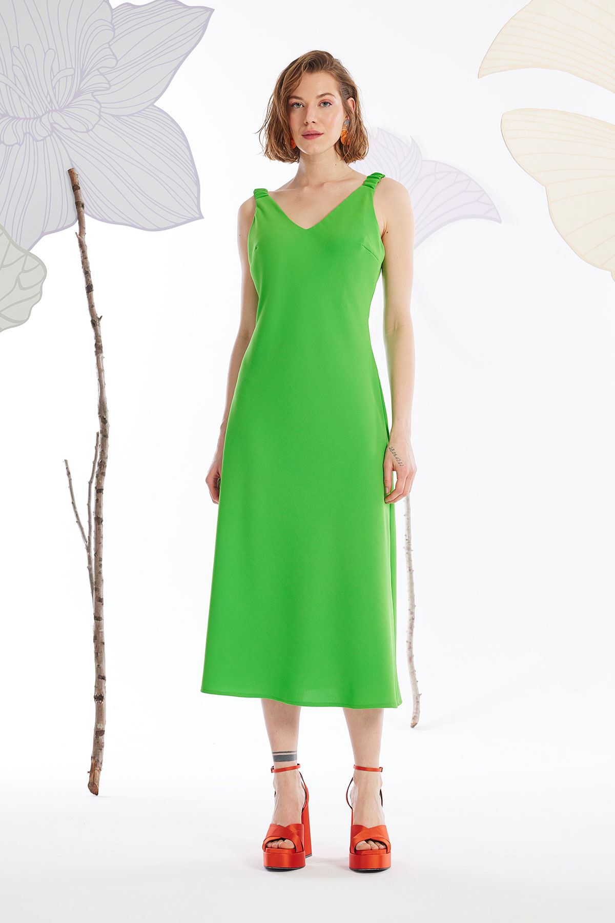 Elastik Askılı Krep Elbise Fıstık Yeşili