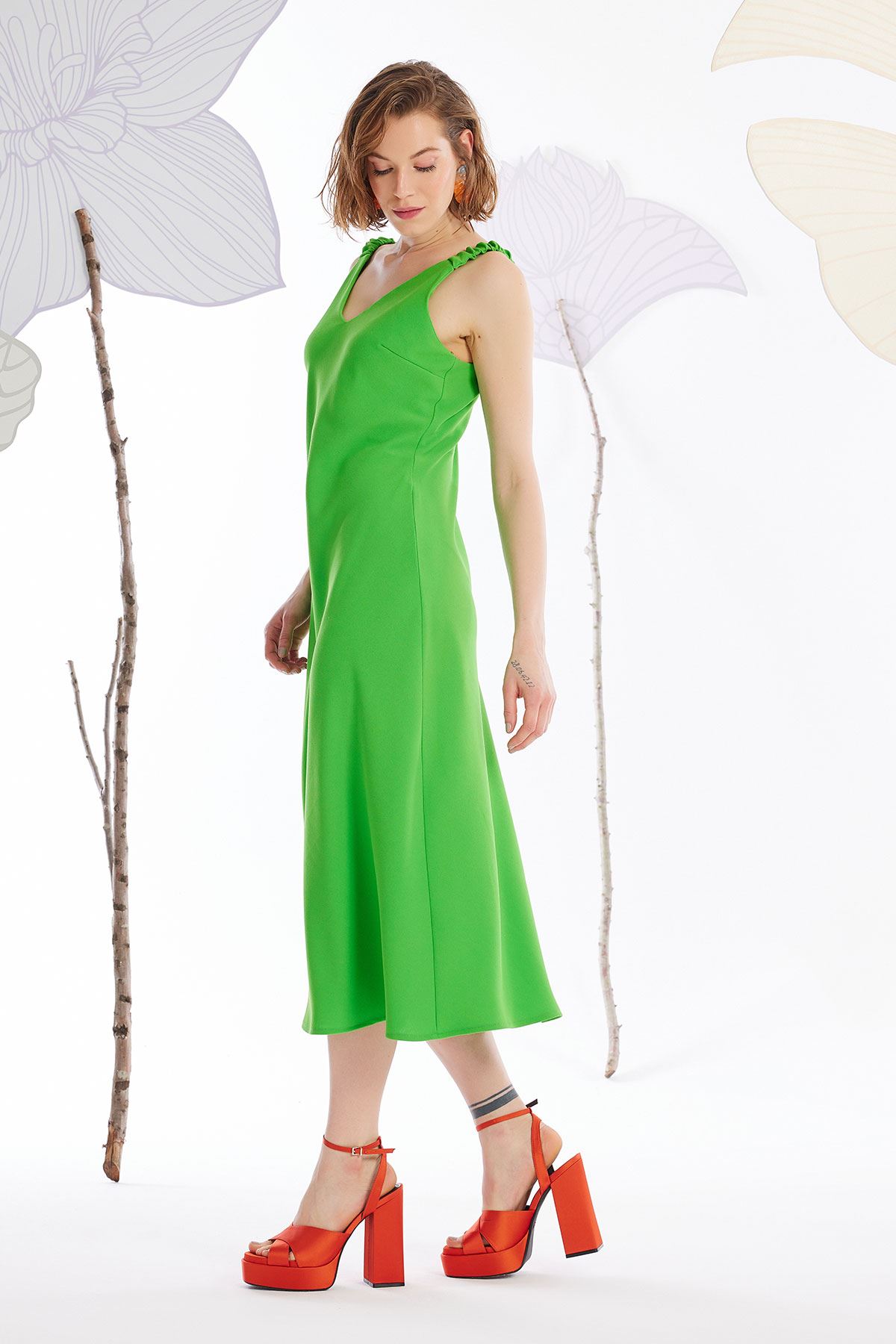 Elastik Askılı Krep Elbise Fıstık Yeşili