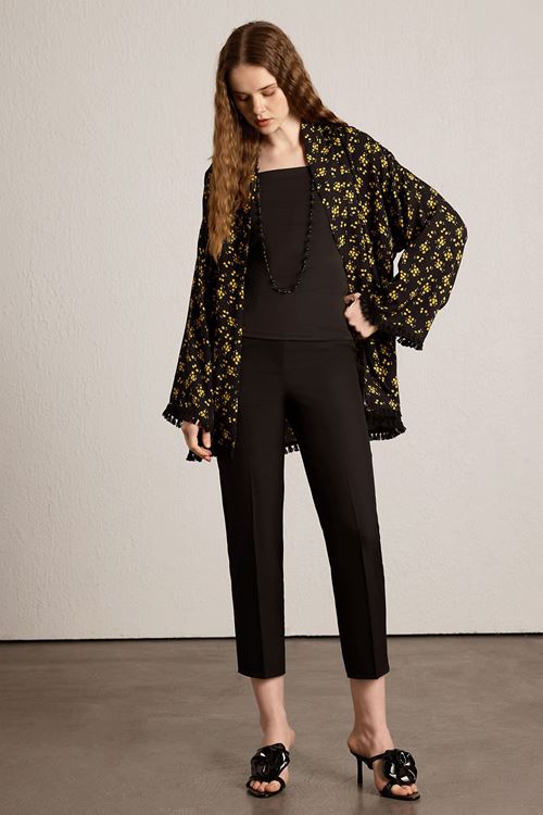 Çiçek Desenli Kimono Siyah