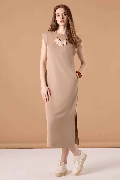 Kayık Yaka Örme Elbise Bej