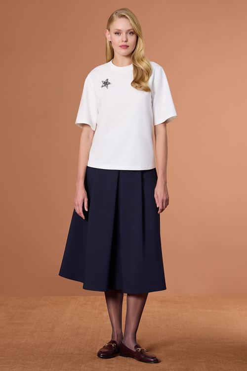 Yıldız Broşlu T-Shirt Beyaz